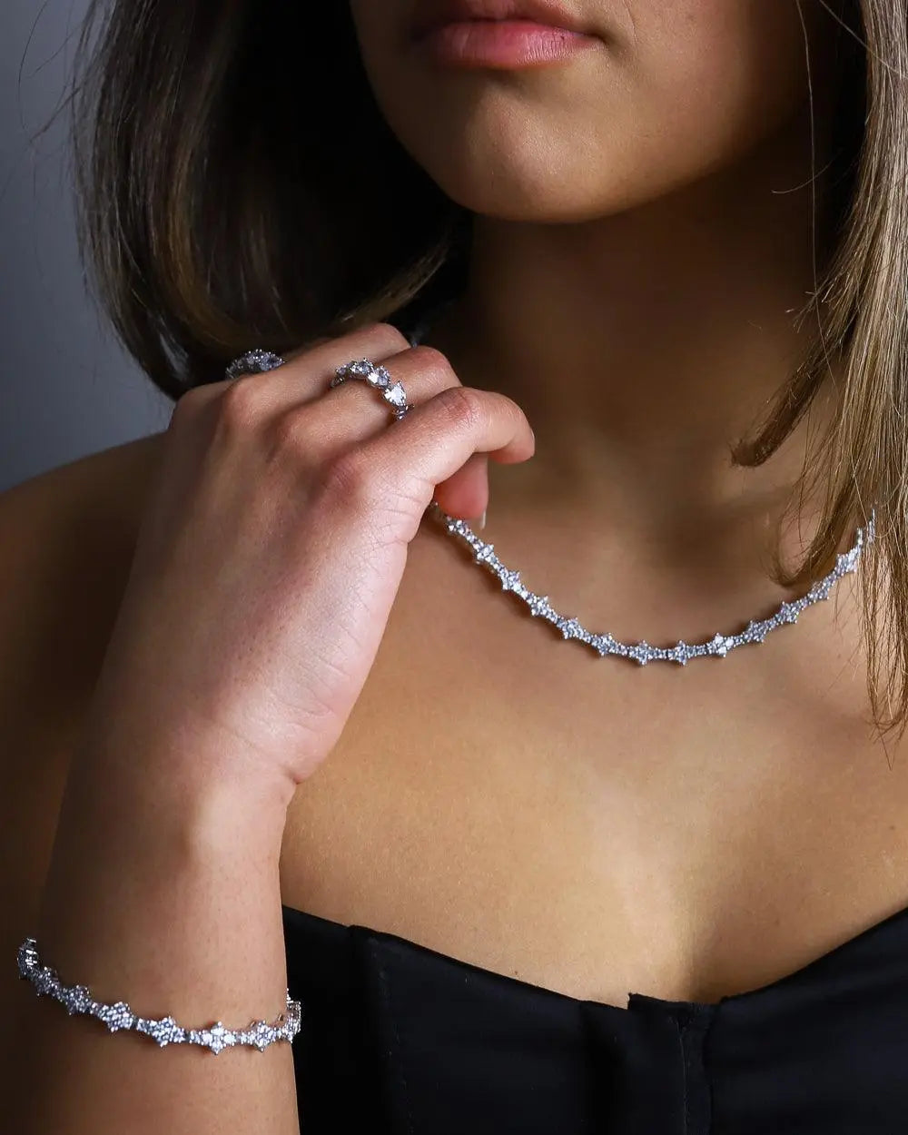 Comb Tennis Bracelet - White Gold