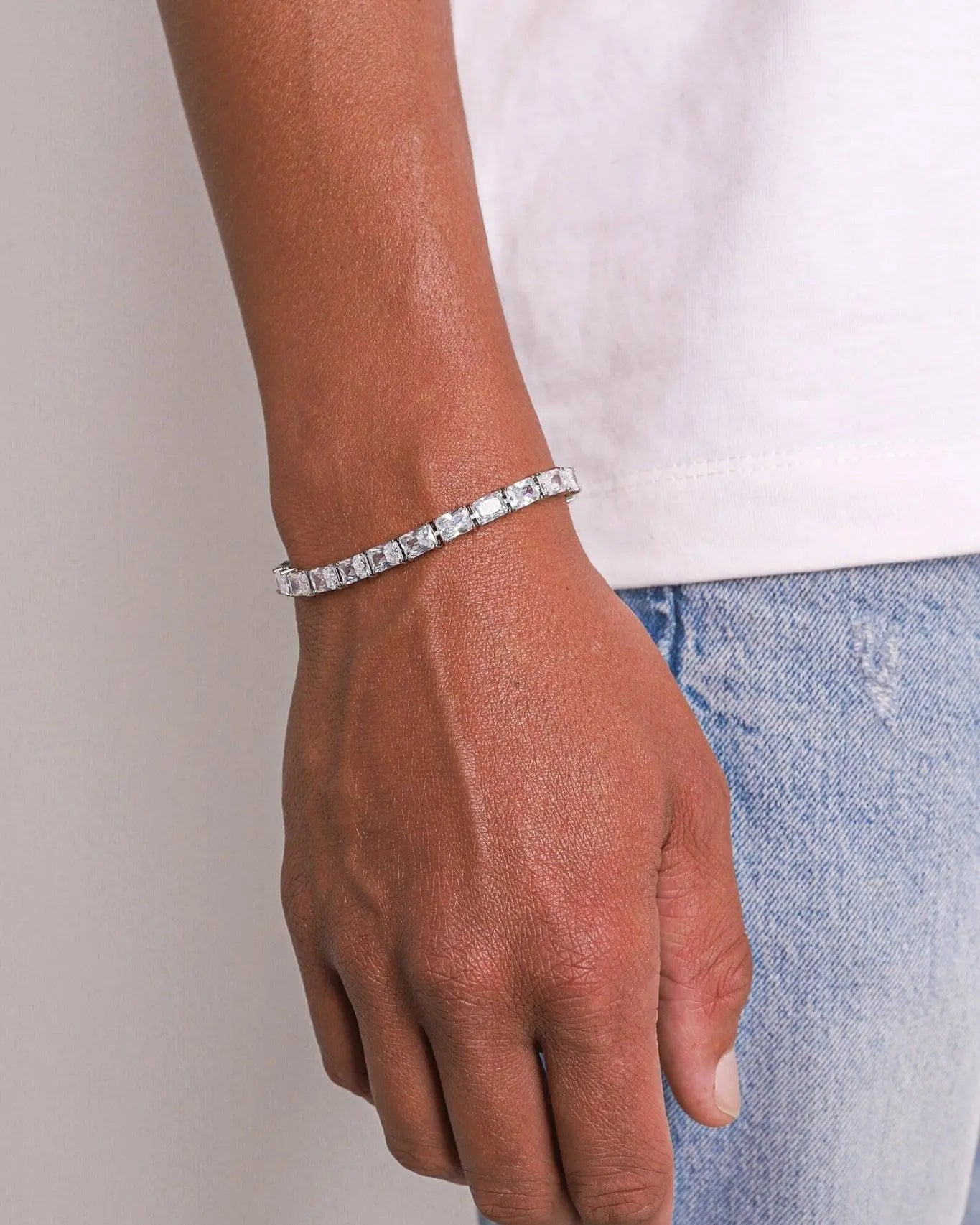 BAGUETTE TENNIS BRACELET