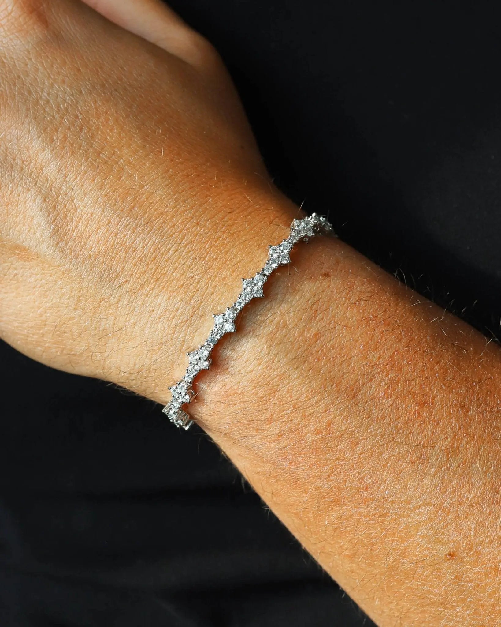 Comb Tennis Bracelet - White Gold